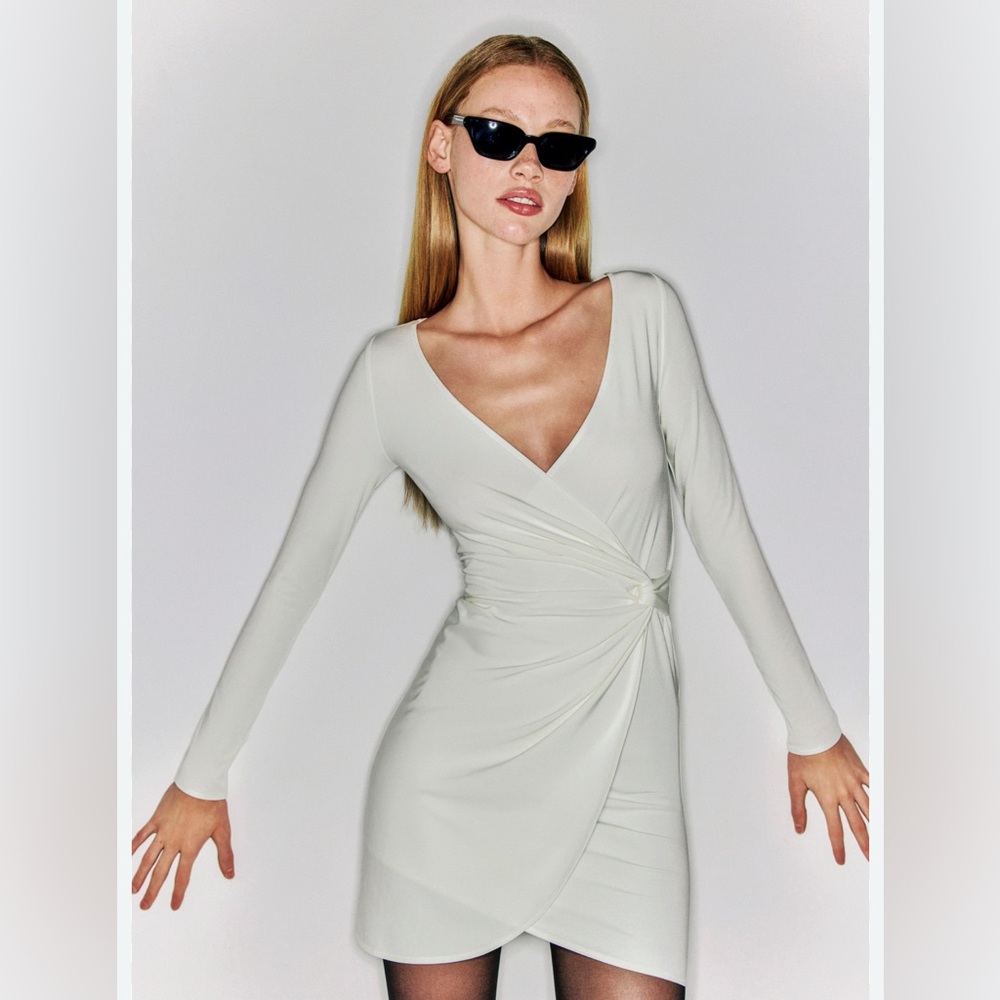 Aritzia Lively Dress Size L White